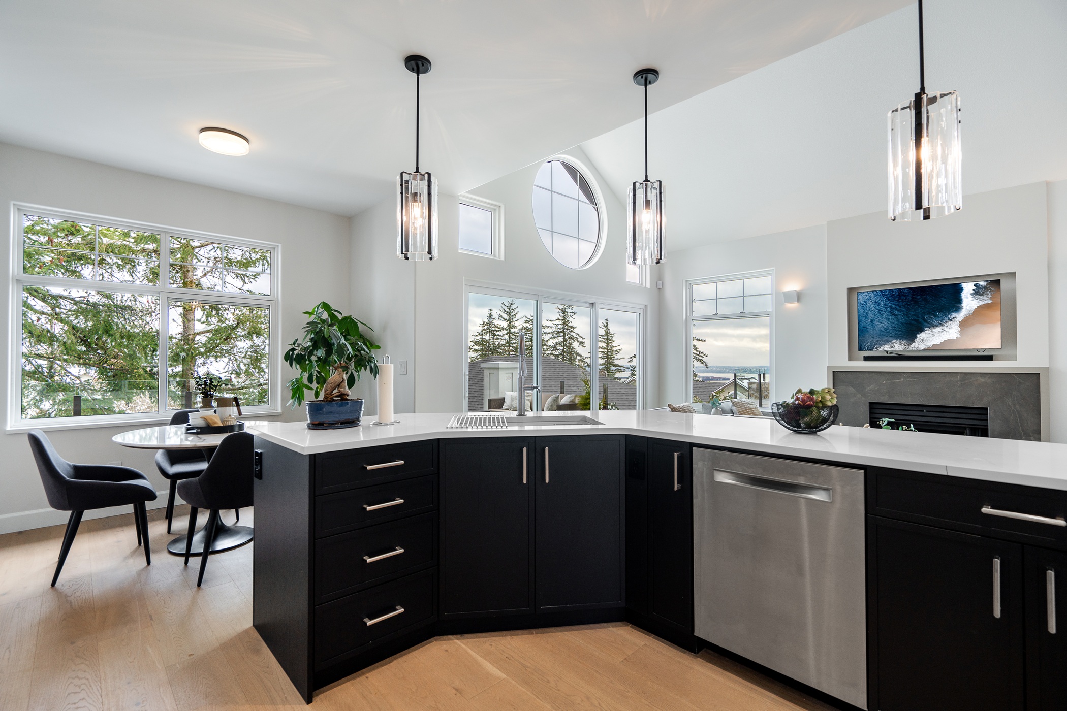 #10 - 5130 Ashfeild Road